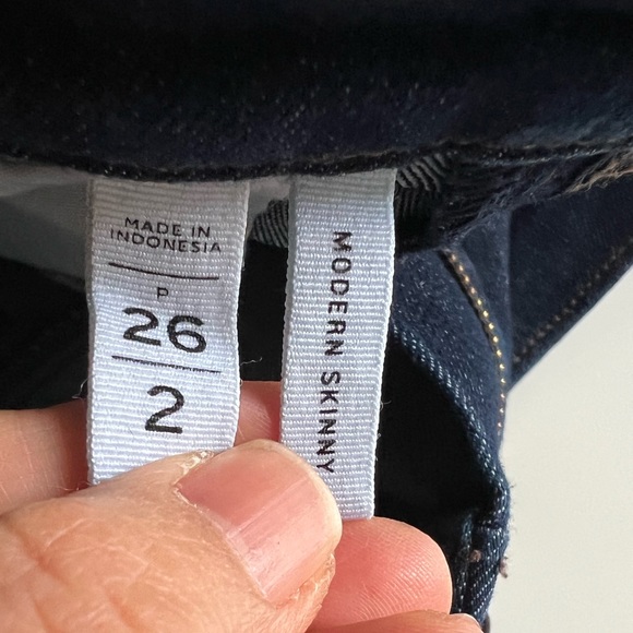 2 Ann Taylor Loft Modern Skinny Jeans Denim Dark Wash EUC Blue excellent - Picture 3 of 4